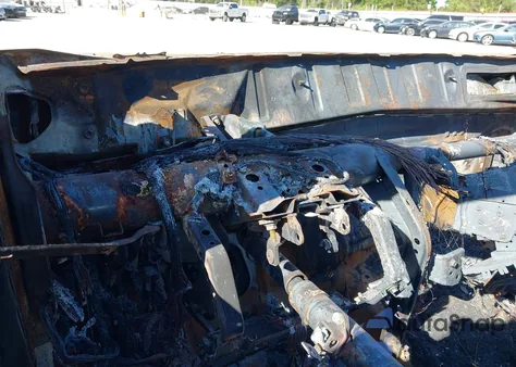 2015 Toyota Tundra 1794 5.7L V8 from USA, damaged, VIN 5TFAW5F15FX465017